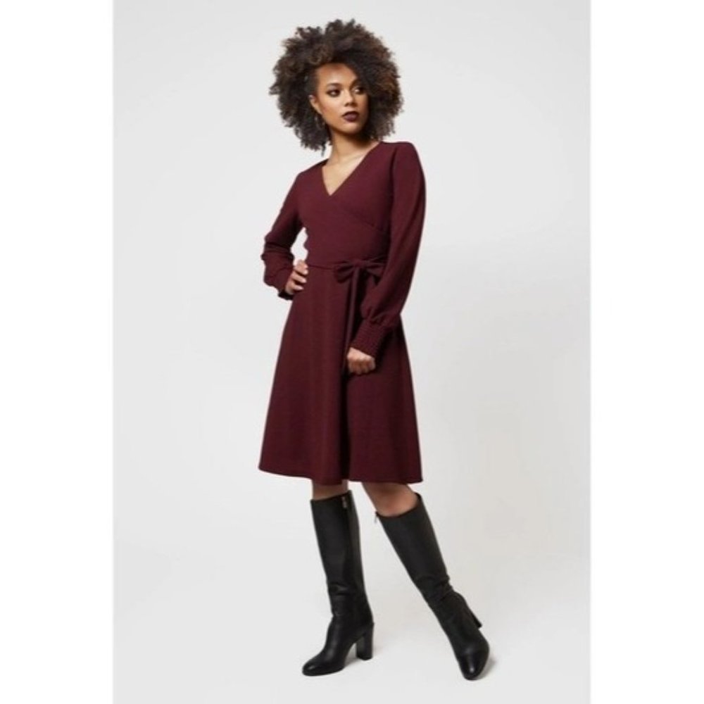LEOTA Perfect Wrap Dress in Maroon - NWT - Size XS - Picture 2 of 2